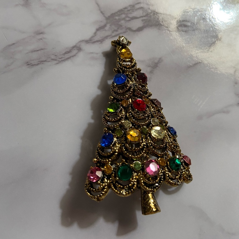 Vintage Hollycraft Christmas Tree Brooch - Picture 6 of 9